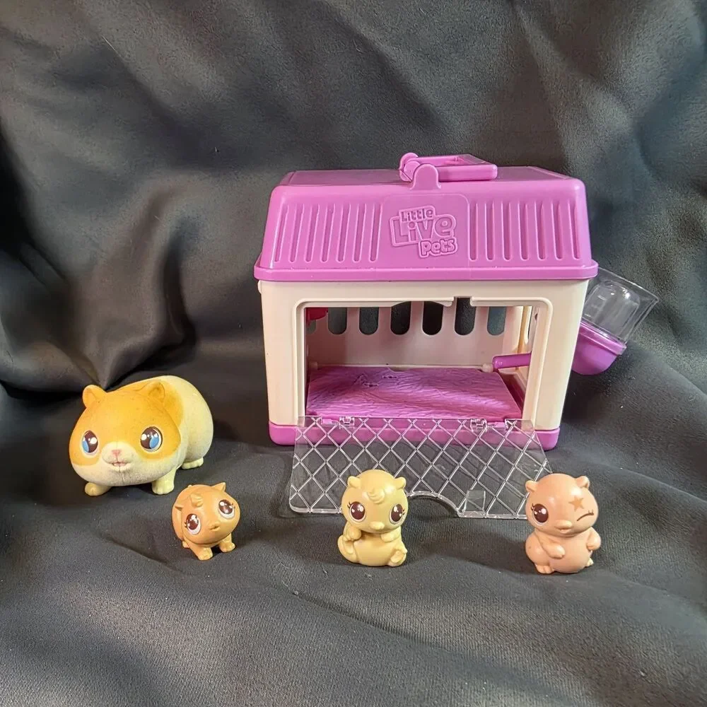 Little Live Pets Hamster Cage Playset With 4 Hamsters